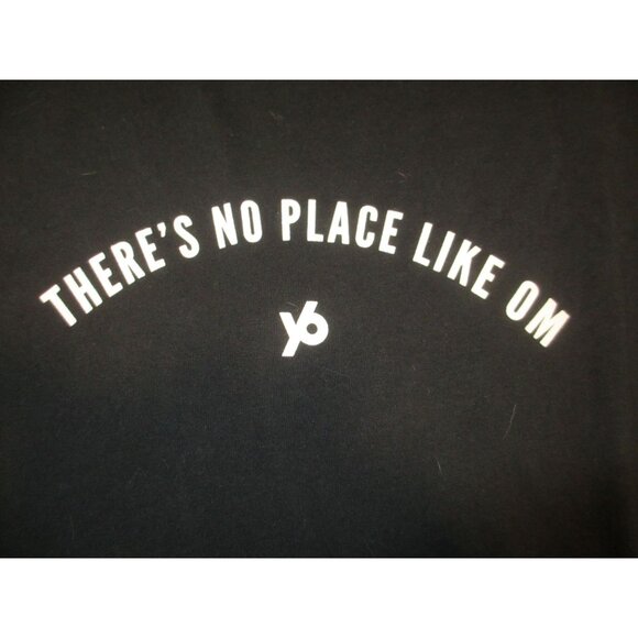 Theres No Place Like Om YogaSix Softstyle Black Tee Unisex XL 52% Cotton 48% Pol - Picture 1 of 5
